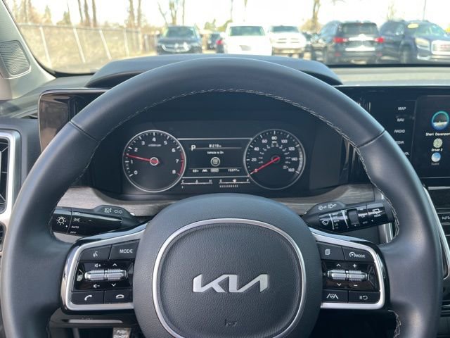 Used 2023 Kia Sorento S w/ Panoramic Sunroof Package image 14