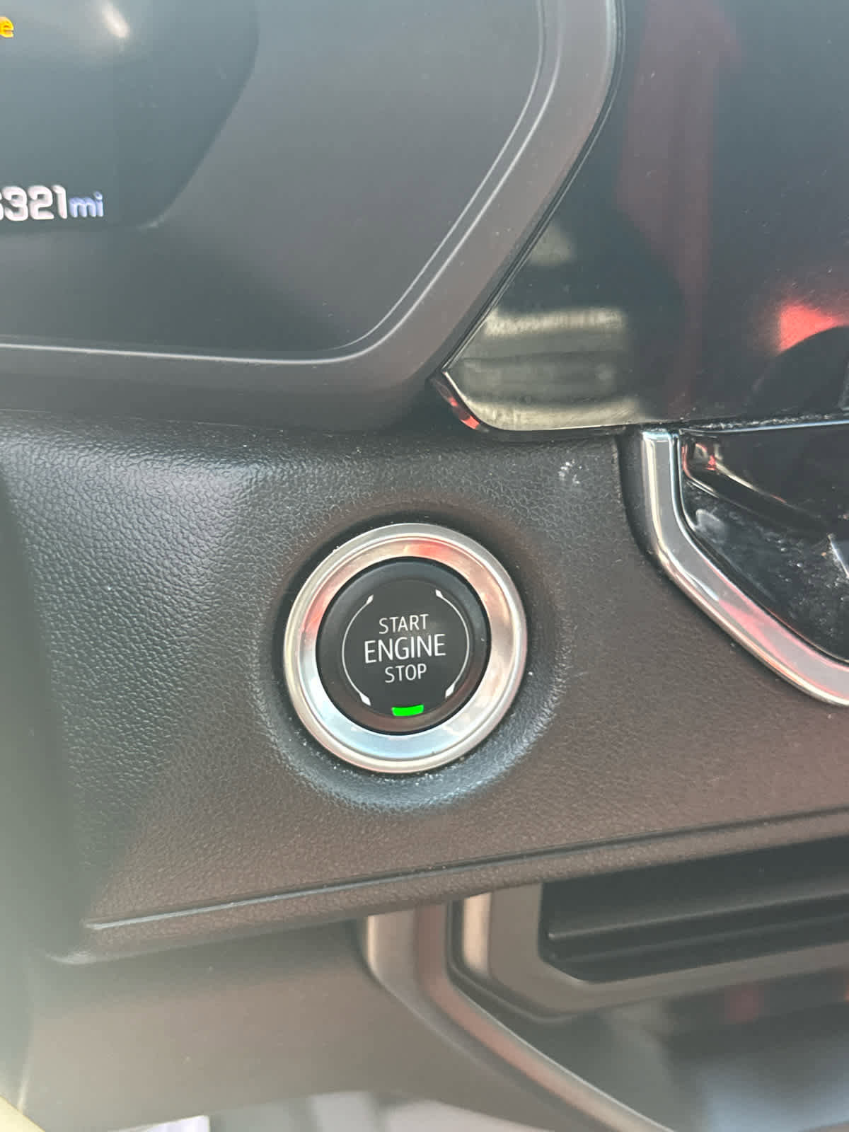 Used 2024 Chevrolet Colorado Trail Boss w/ Technology Package image 20