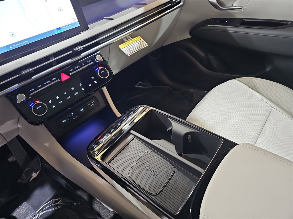 New 2026 Hyundai Tucson Limited image 25