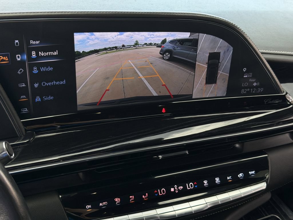 Used 2021 Cadillac Escalade Sport w/ Driver Assist Tech Package AWD/4WD image 18
