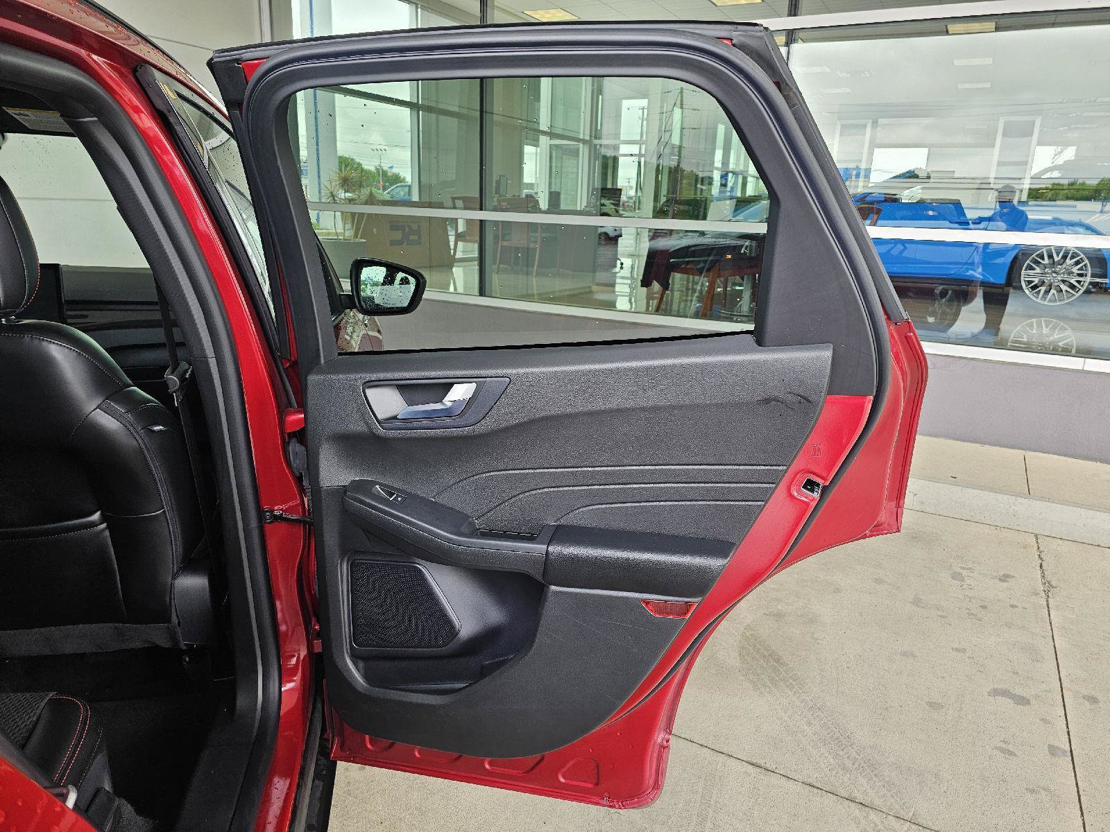 Used 2024 Ford Escape ST-Line w/ Tech Pack #1 FWD image 13