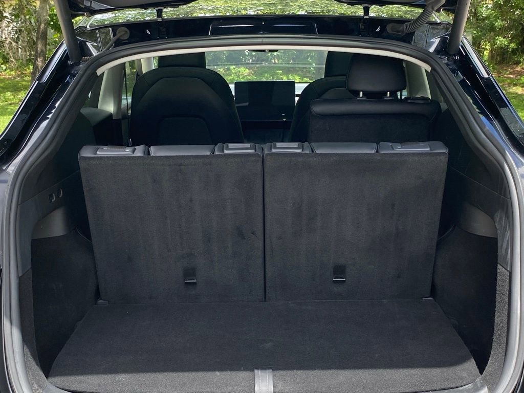 Used 2023 Tesla Model Y Long Range image 18