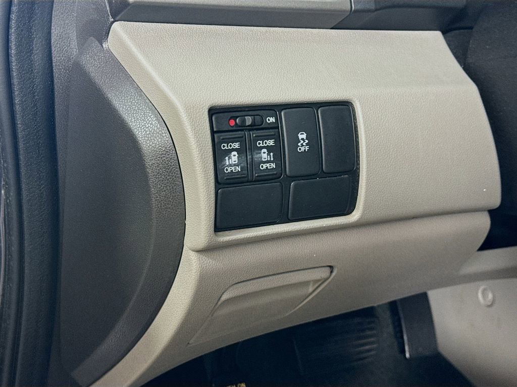 Used 2016 Honda Odyssey EX image 10