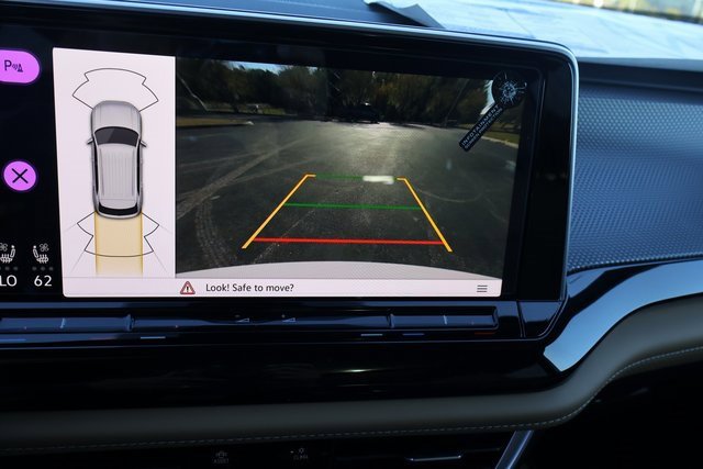 New 2026 Volkswagen Atlas Cross Sport SEL R-Line image 25