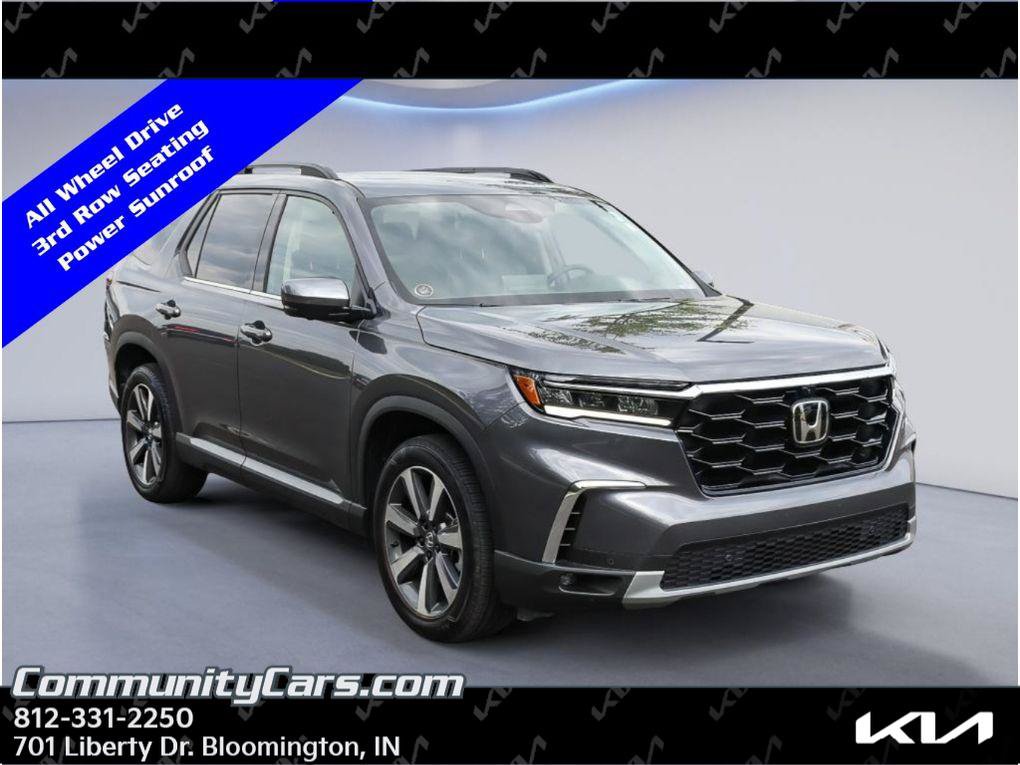 Used 2025 Honda Pilot Elite