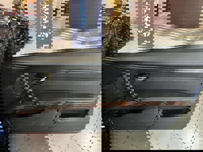 Used 2011 BMW 328i Coupe image 27