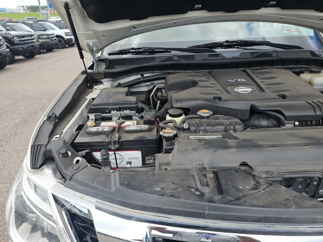 Used 2017 Nissan Armada Platinum w/ Captain Seat Package RWD image 23