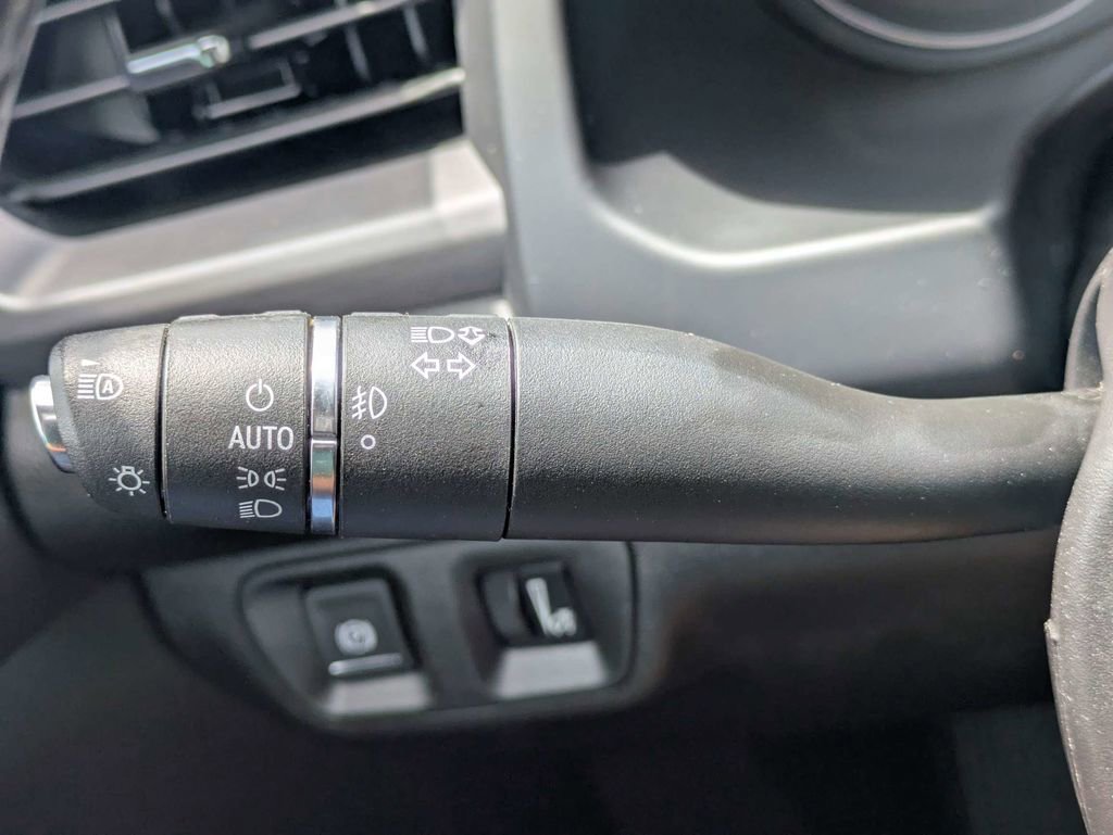 Used 2023 GMC Acadia AT4 w/ Trailering Package AWD/4WD image 29