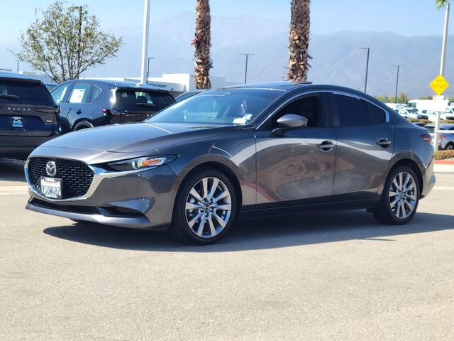 Used 2025 MAZDA MAZDA3 s FWD image 2