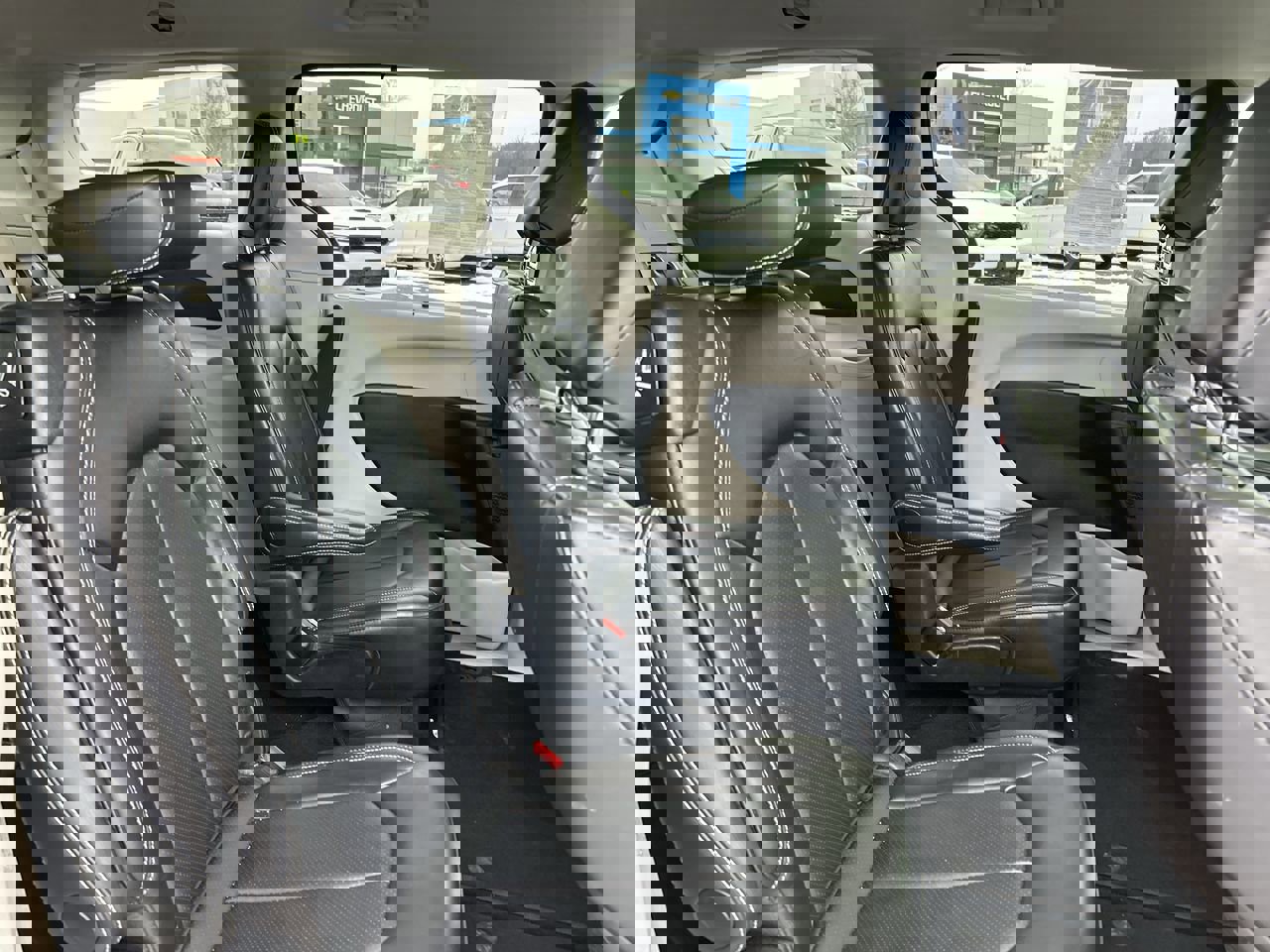 Used 2024 Chrysler Pacifica Touring-L image 16