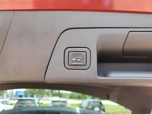 Certified 2023 Buick Envision Essence w/ Sport Touring Package image 8