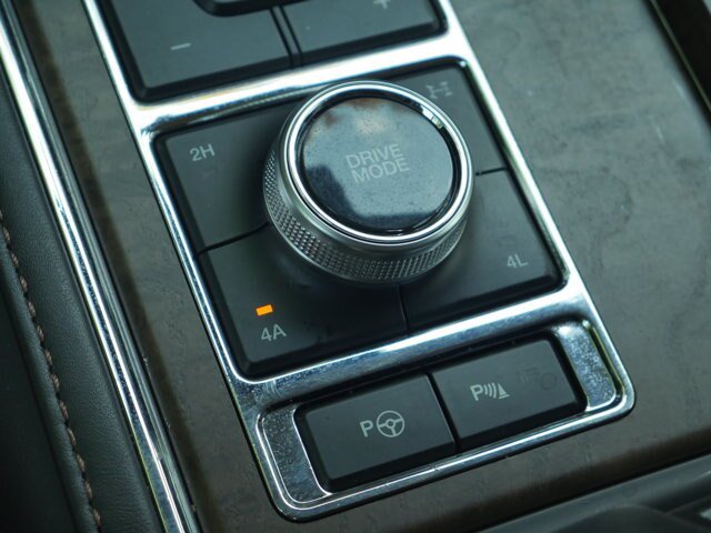Certified 2020 Ford Expedition Platinum AWD/4WD image 19
