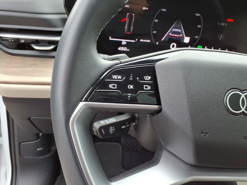 Used 2025 Audi Q5 Premium Plus w/ Premium Plus AWD/4WD image 16