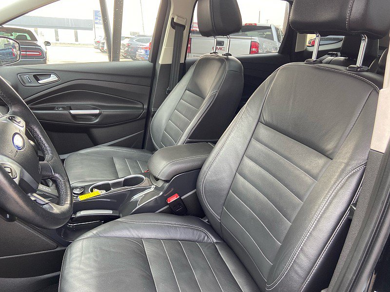 Used 2016 Ford Escape Titanium AWD/4WD image 19
