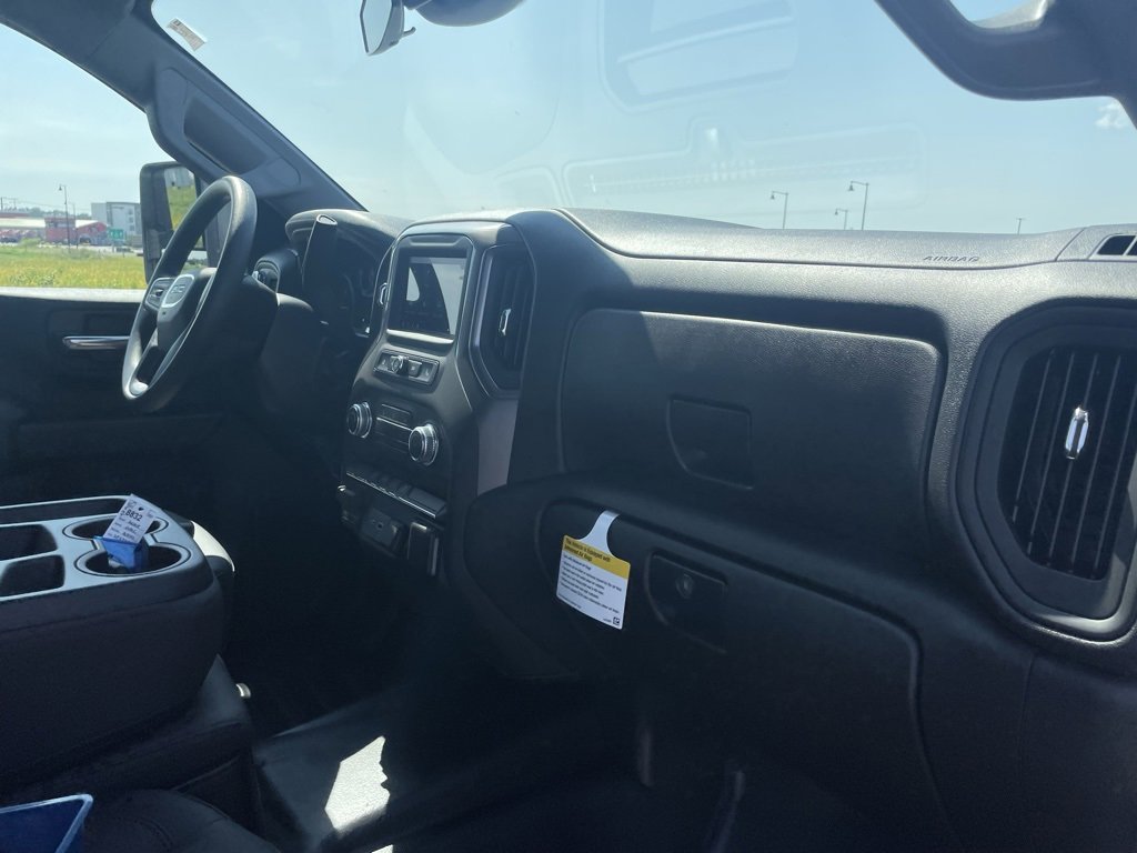 New 2025 GMC Sierra 2500 Pro w/ Convenience Package image 30