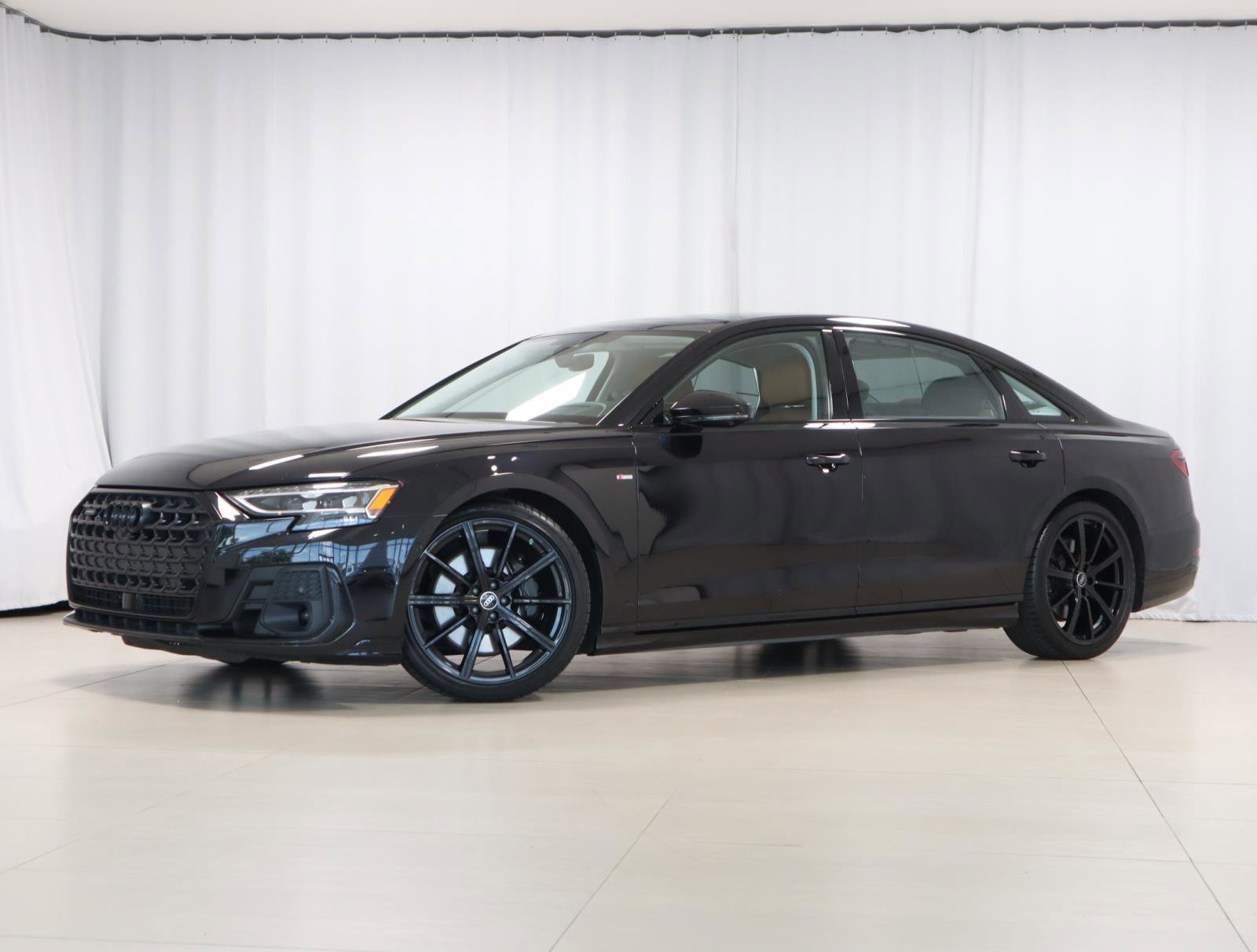 Used 2024 Audi A8 L 3.0T AWD/4WD image 1