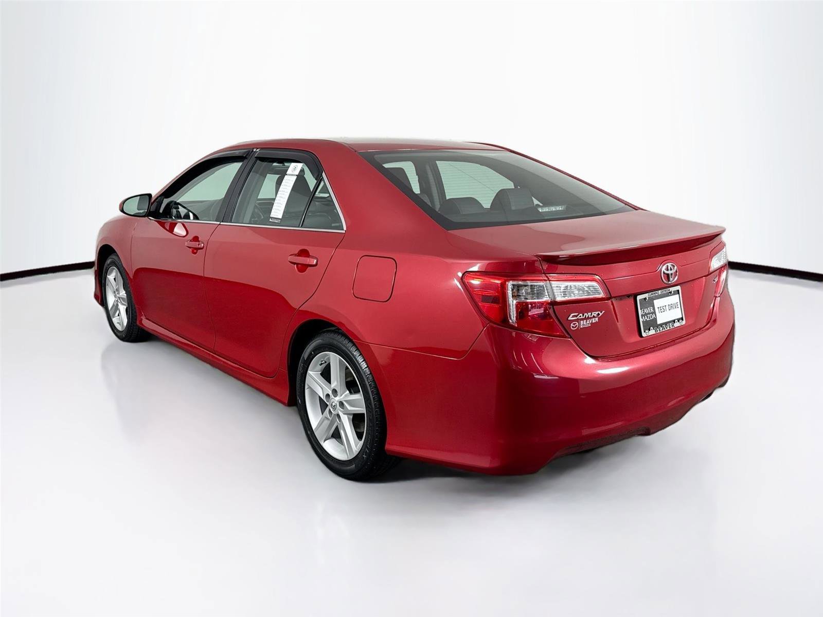 Used 2014 Toyota Camry SE w/ Fleet Convenience Package FWD image 10