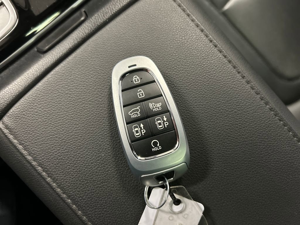 Used 2023 Hyundai Tucson Limited image 20