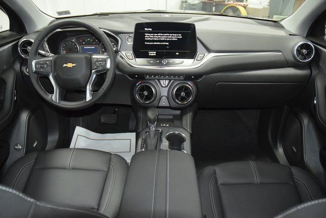 New 2026 Chevrolet Blazer LT w/ Sound & Technology Package AWD/4WD image 29