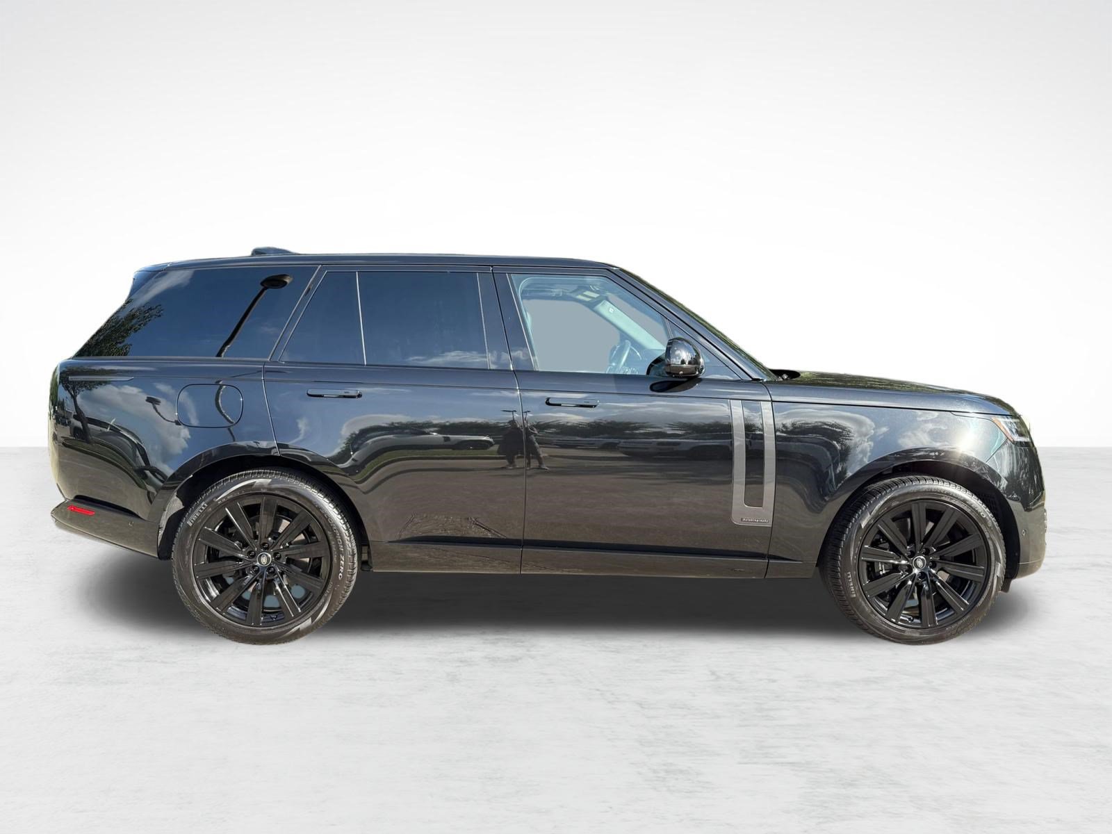 Used 2024 Land Rover Range Rover Autobiography AWD/4WD image 8