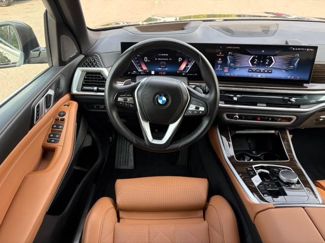 Used 2026 BMW X5 xDrive40i AWD/4WD image 13