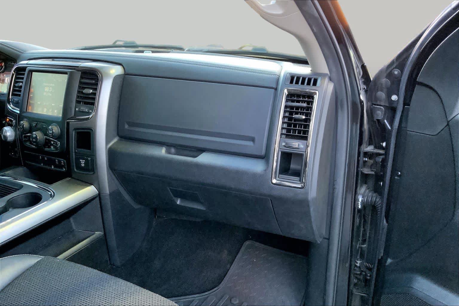 Used 2017 RAM 1500 Sport w/ Quick Order Package 26Q Night AWD/4WD image 16