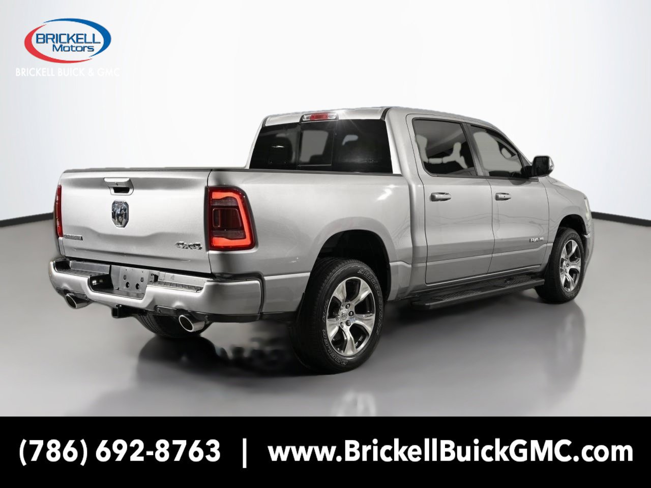 Used 2024 RAM 1500 Laramie AWD/4WD image 6