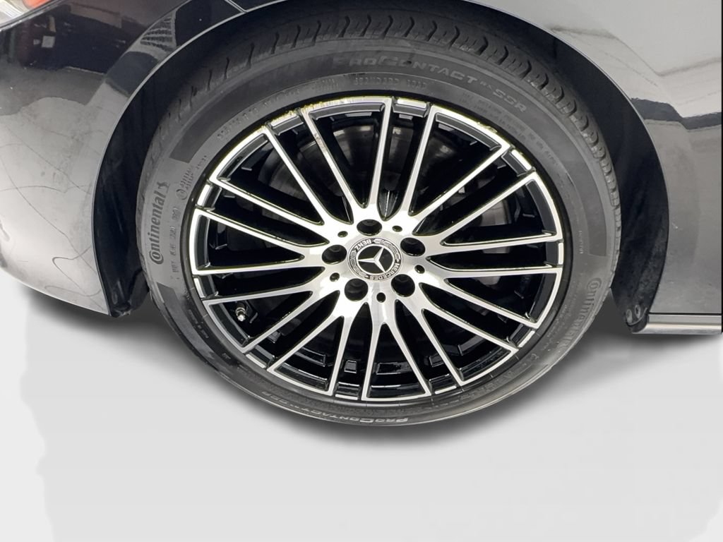 Used 2023 Mercedes-Benz C 300 Sedan image 13