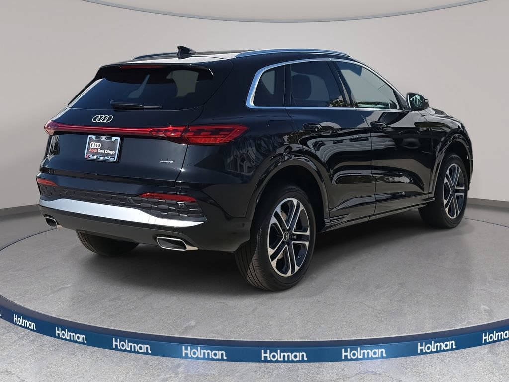 Certified 2025 Audi Q5 Premium w/ Convenience Package AWD/4WD image 3