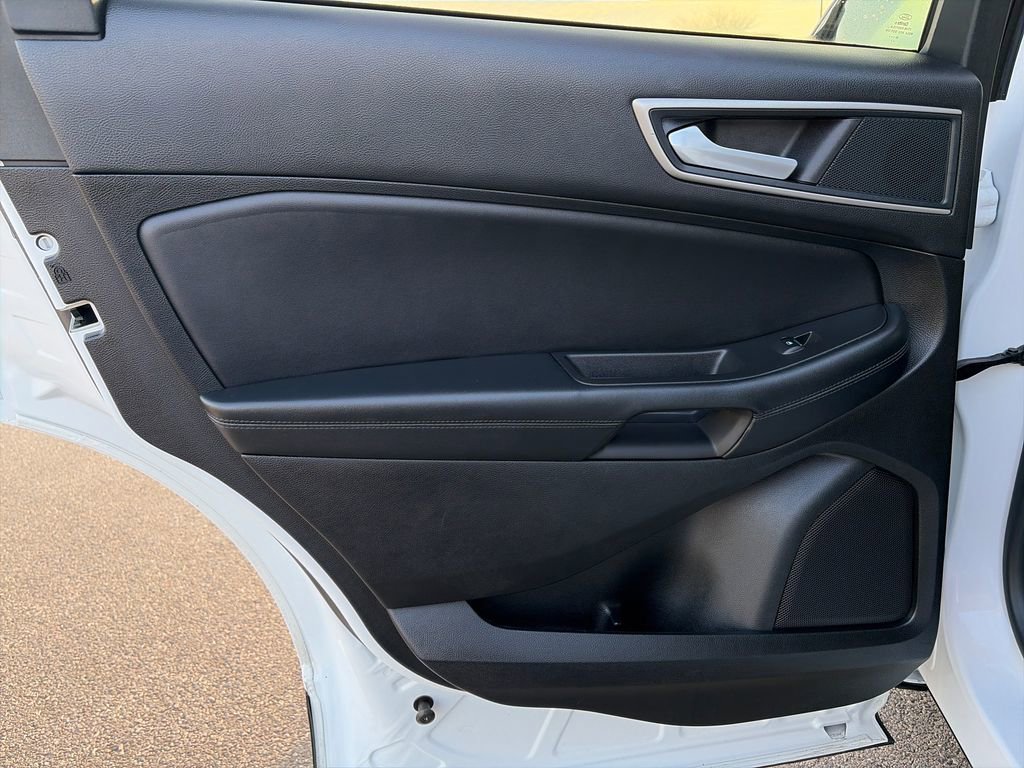 Used 2024 Ford Edge SEL w/ Convenience Package image 28