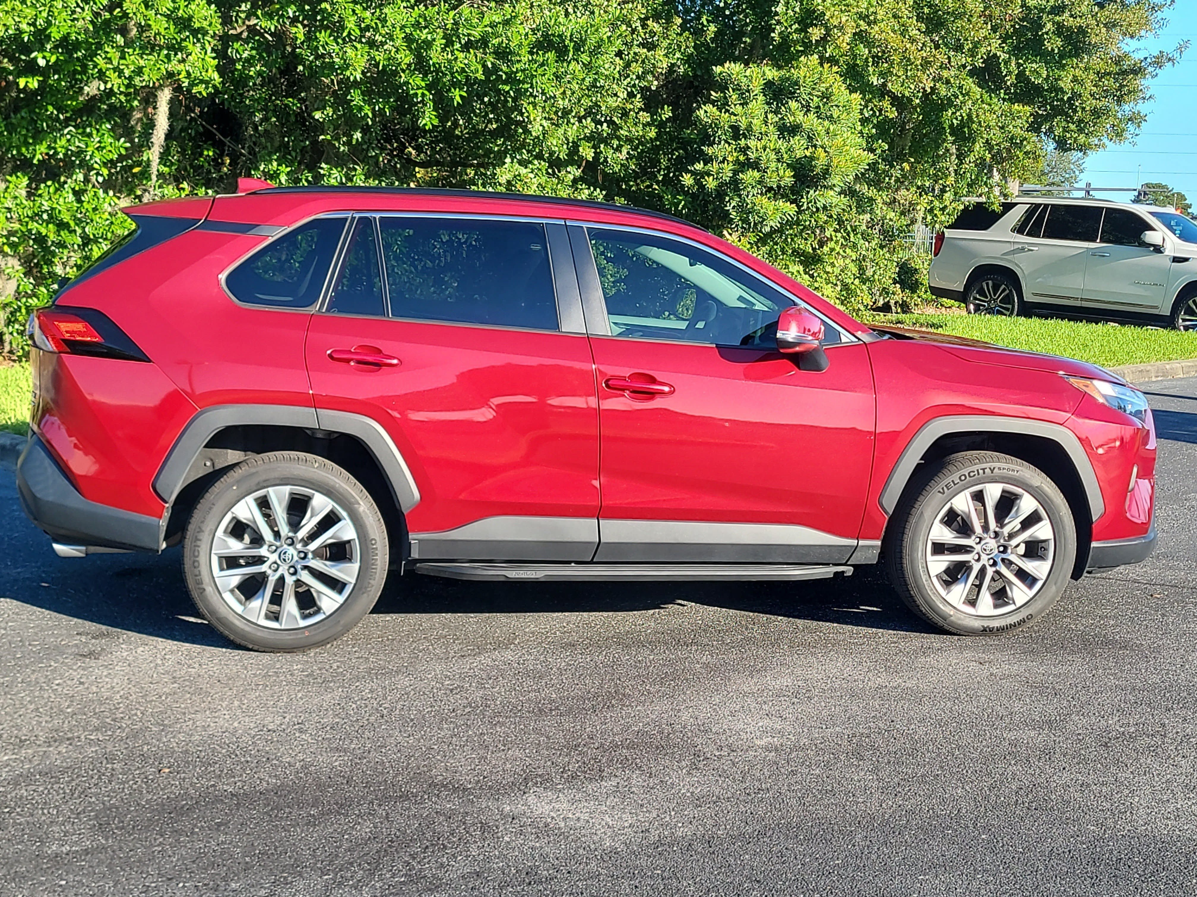 Certified 2023 Toyota RAV4 XLE Premium AWD/4WD image 8