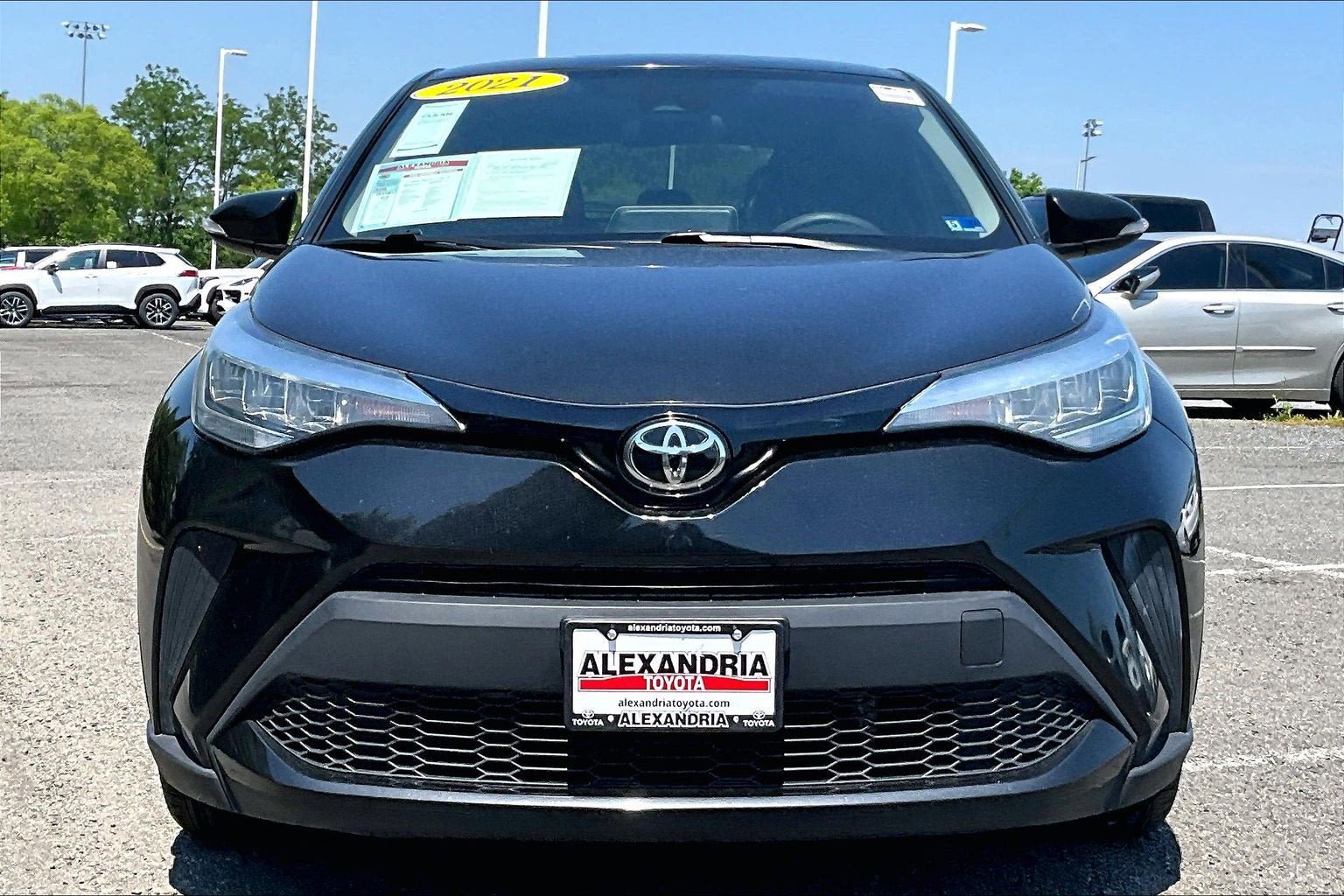 Used 2021 Toyota C-HR LE FWD image 3
