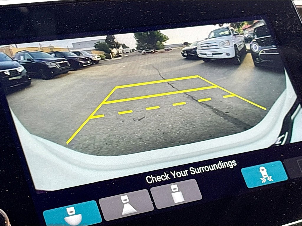 Used 2022 Honda Pilot Touring image 14