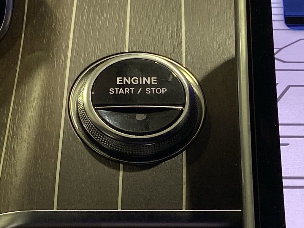 New 2026 Mercedes-Benz S 580e 4MATIC Sedan image 14