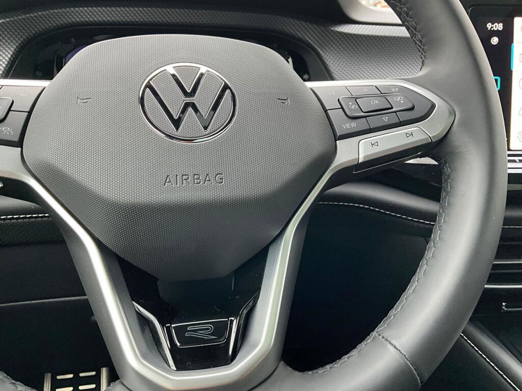 New 2026 Volkswagen Atlas Cross Sport SEL Premium R-Line image 21