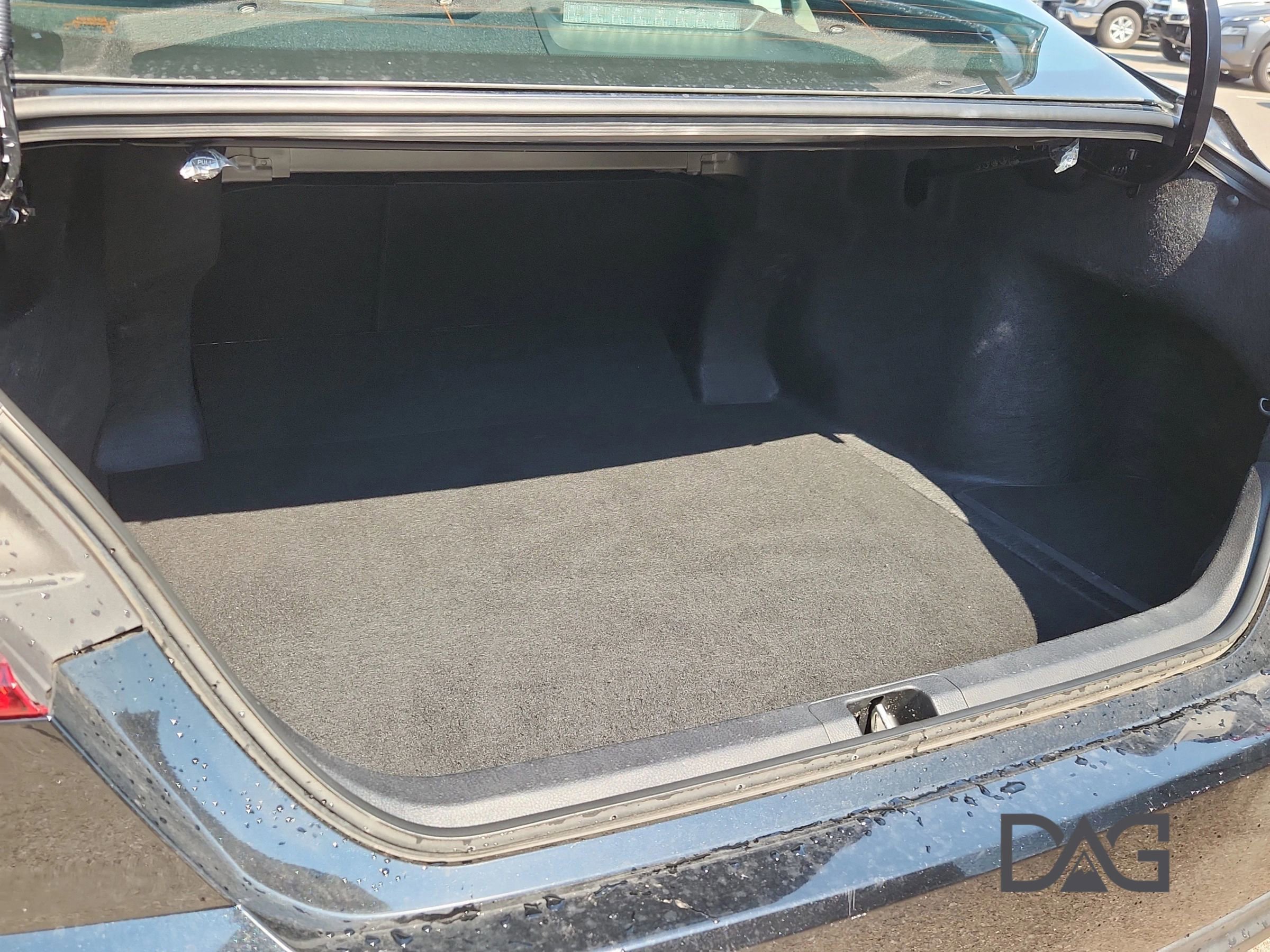 Used 2025 Toyota Camry LE image 19