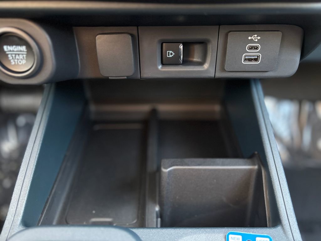 New 2026 Ford Maverick XLT w/ Equipment Group 301A image 30