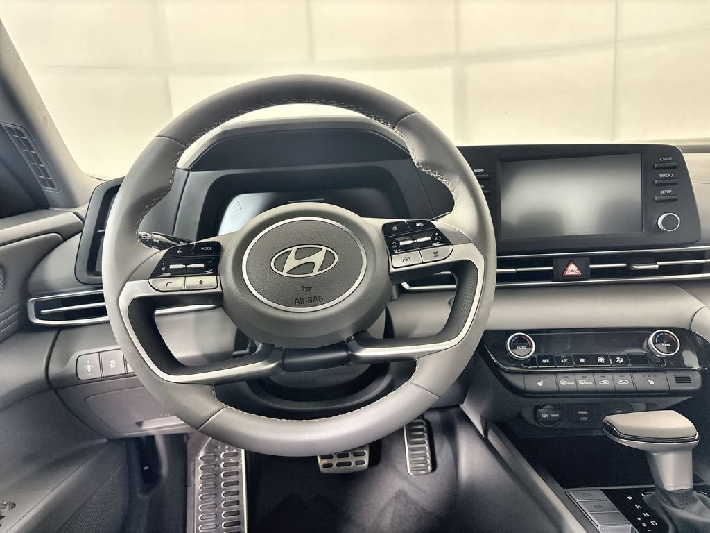 New 2026 Hyundai Elantra SEL Sport Premium FWD image 11