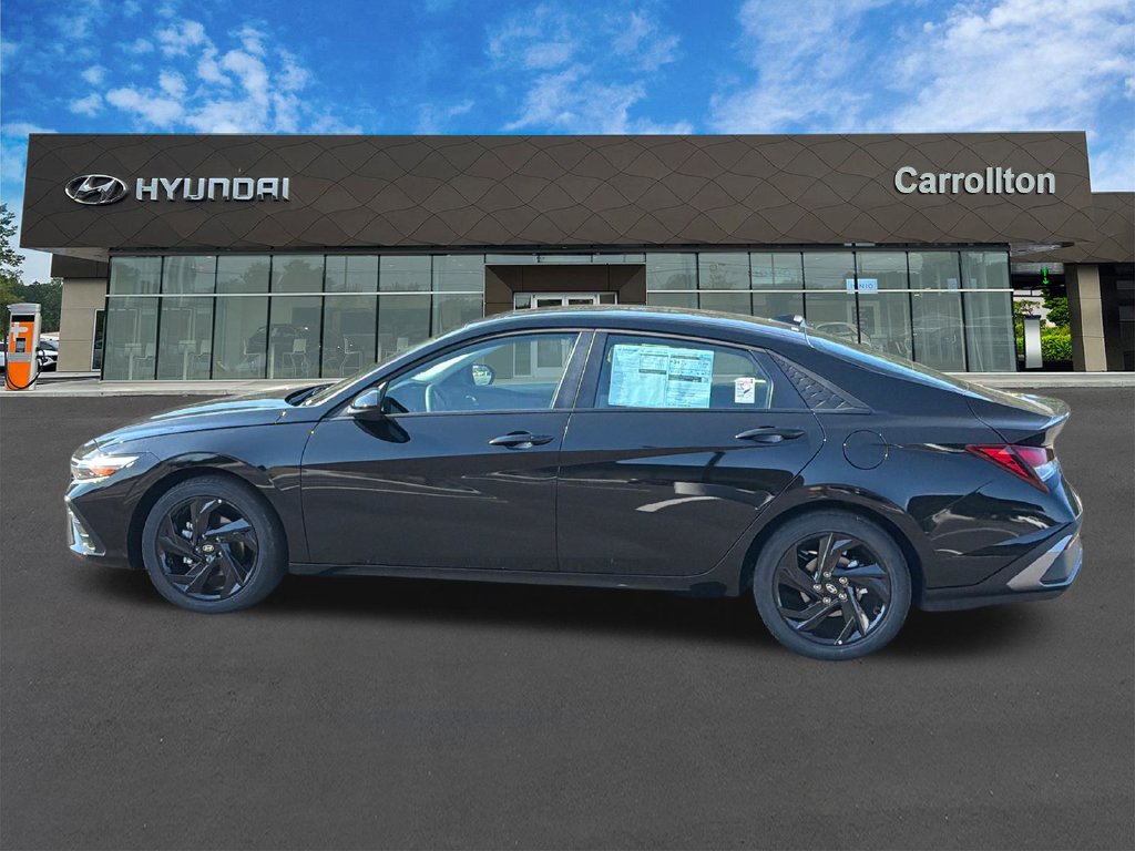 New 2026 Hyundai Elantra SEL Sport FWD image 9