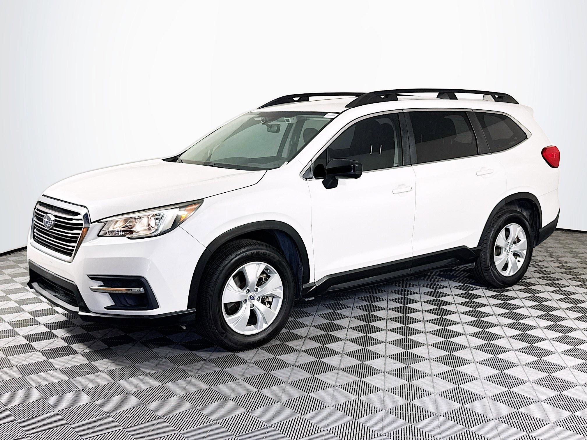 Used 2019 Subaru Ascent 8-Passenger AWD/4WD image 4