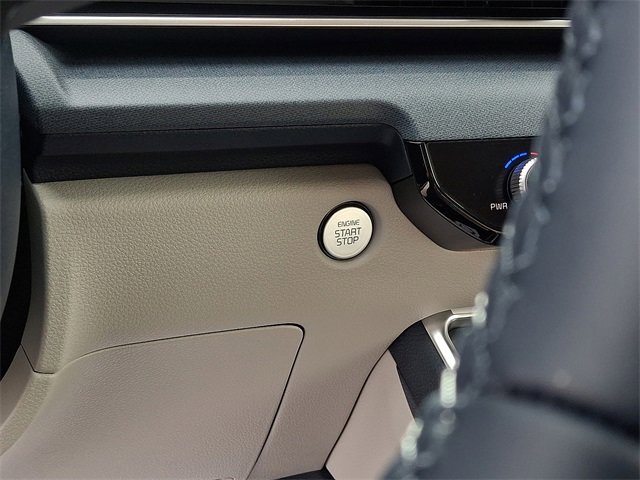 New 2026 Kia Carnival EX image 15