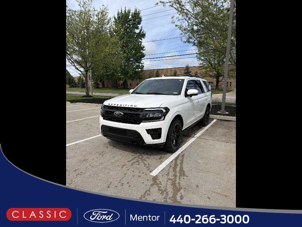 Used 2023 Ford Expedition Limited AWD/4WD image 1