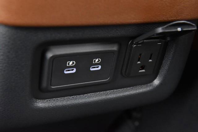 New 2026 Nissan Pathfinder Platinum image 29