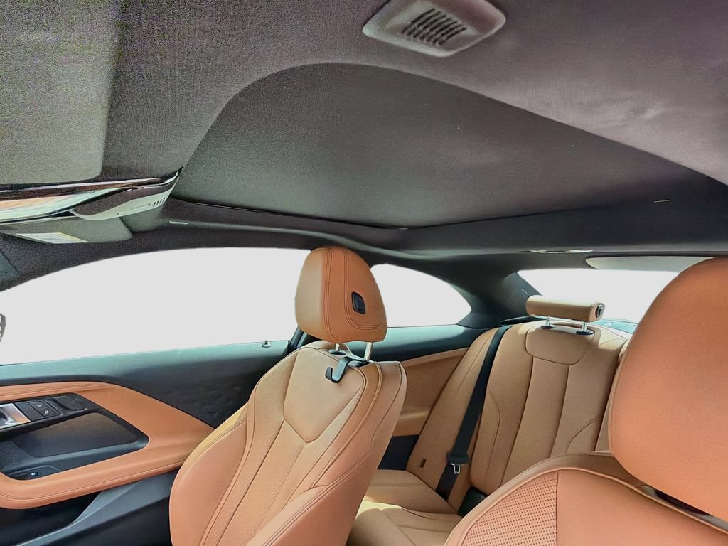 Used 2025 BMW 230i Coupe RWD image 25