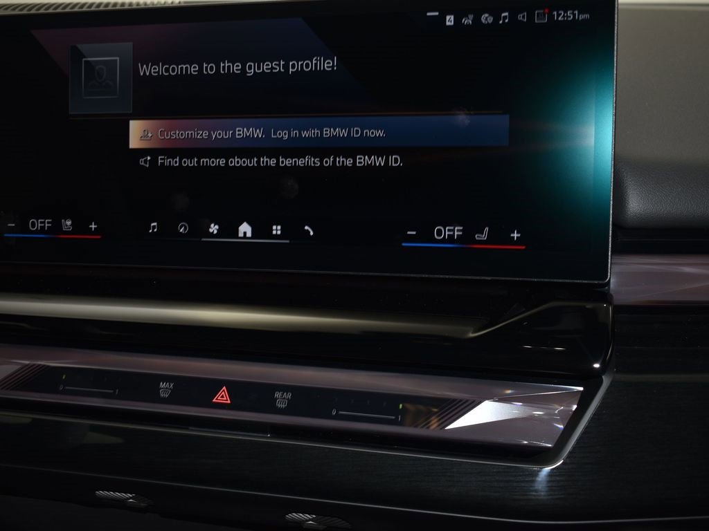 New 2026 BMW 550e xDrive w/ Premium Package image 27