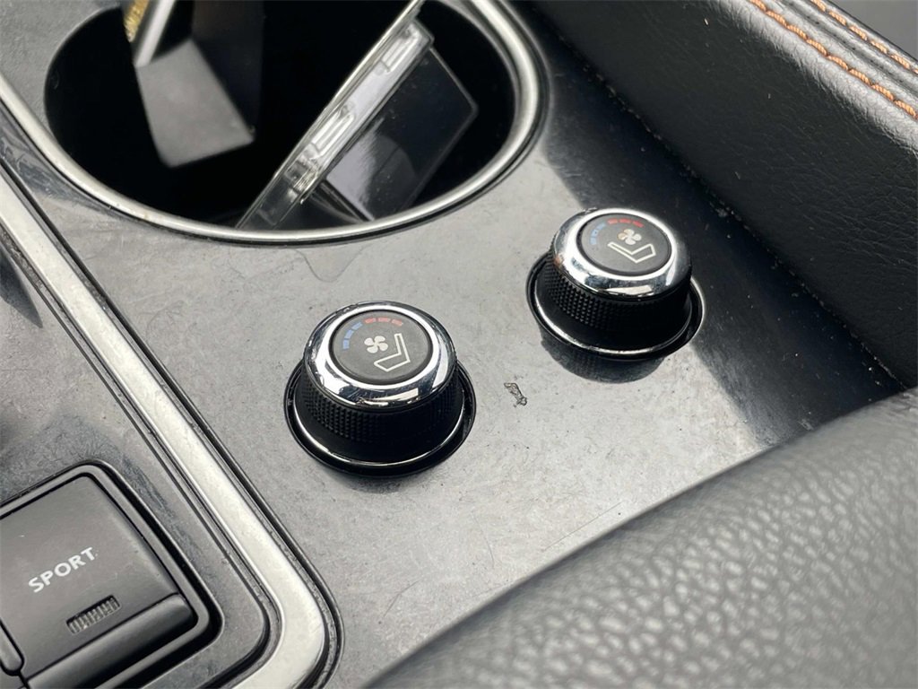 Certified 2023 Nissan Maxima SR w/ Sport Mat Group image 30