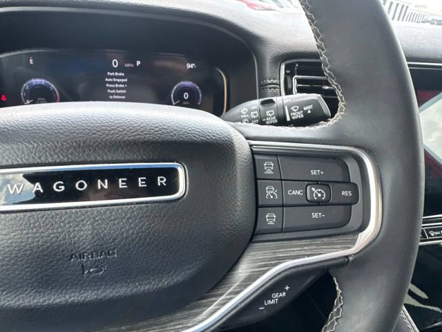 Used 2024 Jeep Wagoneer L Series II AWD/4WD image 22