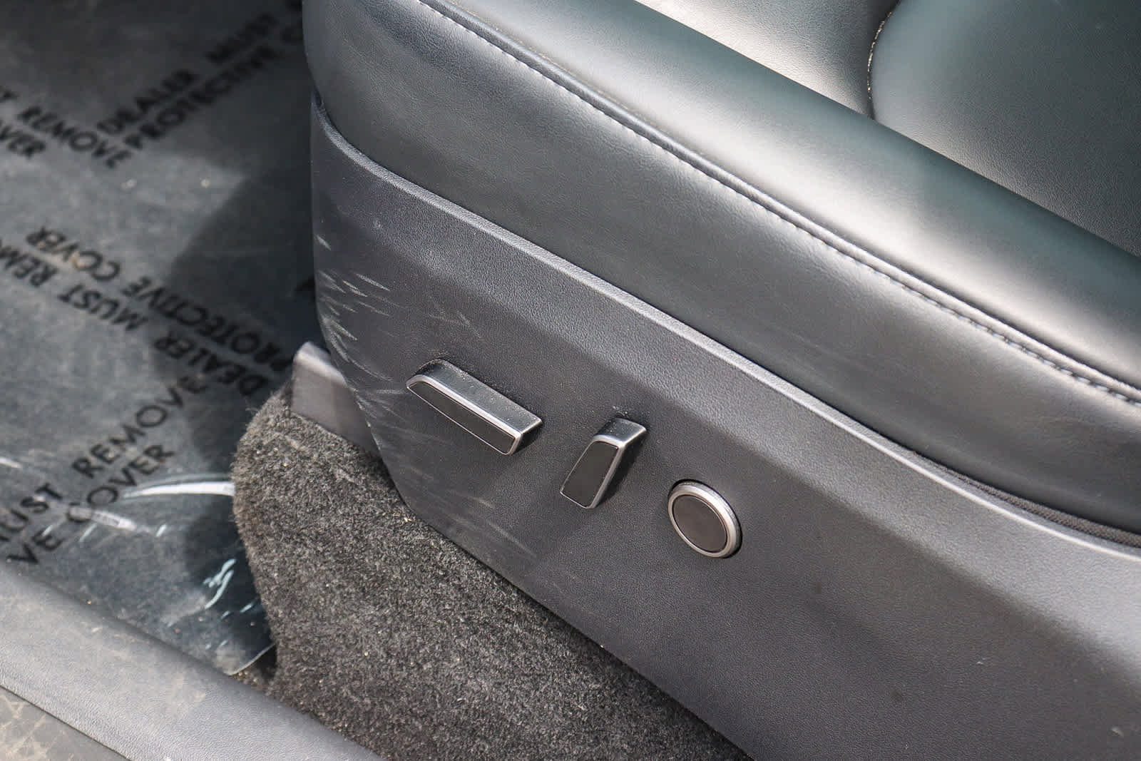 Used 2023 Tesla Model Y Long Range image 22