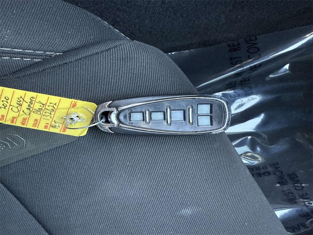 Used 2020 Chevrolet Camaro LT image 31