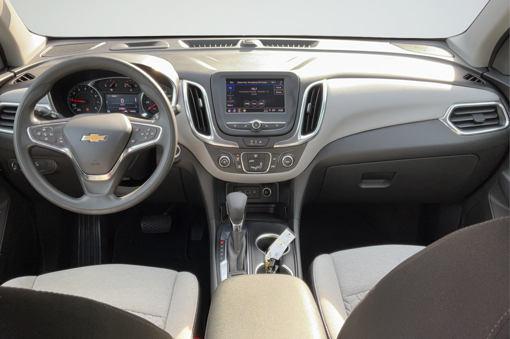 Certified 2024 Chevrolet Equinox LS w/ LS Convenience Package FWD image 12